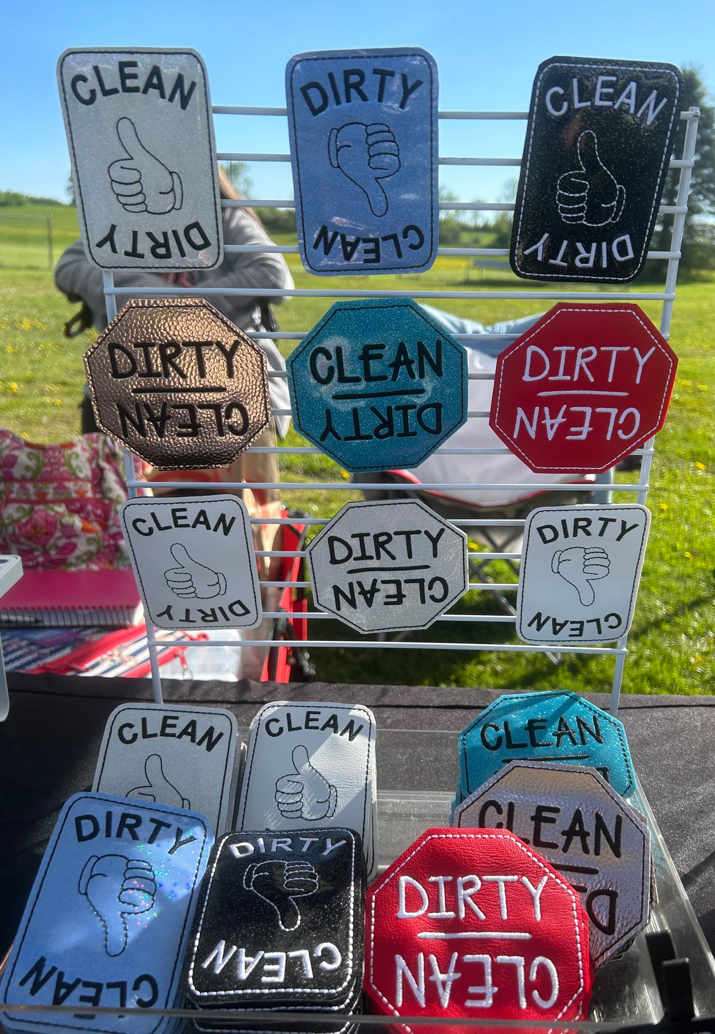 Clean and dirty dishwasher magnet sign embroidery faux leather glitter farmhouse simple simplistic